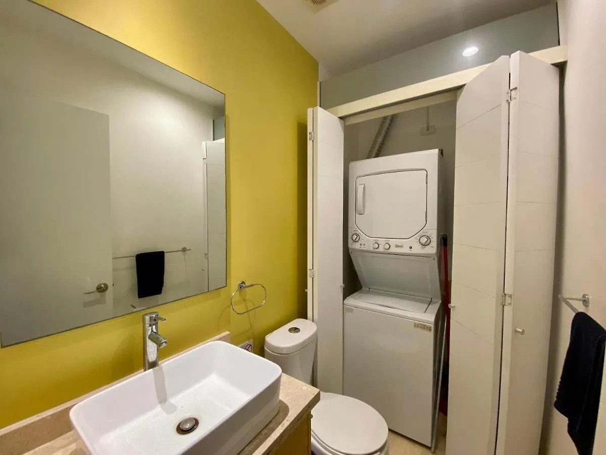 Prime 1 Bedroom Condo in Historic Downtown Playa del Carmen 0*,